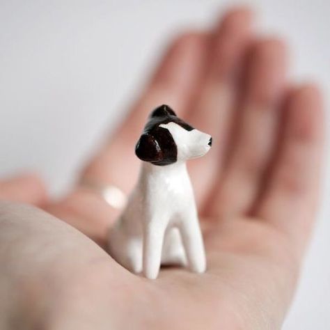 Dog Clay Art, Clay Dog, Pottery Animals, Ceramic Dog, Clay Crafts Air Dry, Keramik Design, Dog Sculpture, Clay Figurine, Diy Pottery