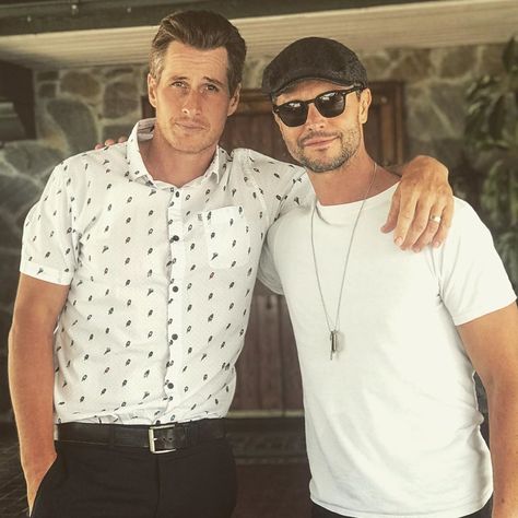 Brendan Fehr on Instagram: “My Maximillian is one-in-a-million.  Can’t say how much I joy it gives me to hug, chat, eat, drink & laugh with this guy.  Miss & love ya,…” Roswell Tv Series, Brendan Fehr, Jason Behr, Paul Hewson, New Westminster, Tv Actors, Famous Men, Love Ya, Girls Life