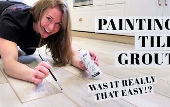 How to paint grout? Painting Grout Lines, Diy Tile Floor, Easy House Projects, Paint Grout, Grout Renew, Painted Bathroom Floors, Diy Grout, Grout Paint, Floor Tile Grout