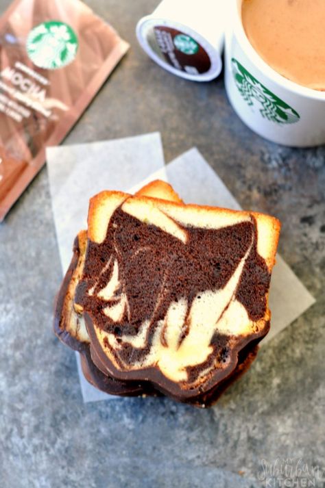 Cake Recipes Marble, Moist Marble Cake Recipe, Moist Marble Cake, Marble Pound Cake, Marble Cake Recipe, Pound Cake Recipes Easy, Starbucks Cake, Marble Cake Recipes, Copycat Starbucks