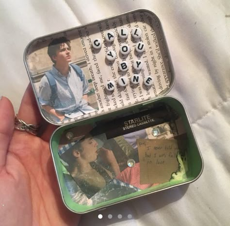 Altoid Tin Wallet, Altoids Box Ideas, Altoids Wallets, Altoids Mints, Altoid Wallet, Mint Tin Crafts, Altoids Wallet, Tin Ideas, Altoid Tin