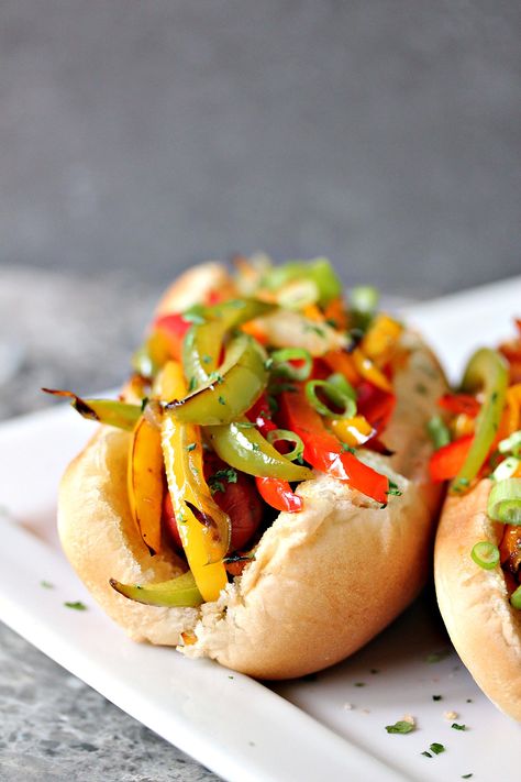 Grilled Fajita Hot Dogs from cravingsofalunatic.com- Grilled Hot Dogs topped with grilled bell peppers and onions. This recipe is incredibly easy to make, yet bursting with flavour. Be a legend at your grill this summer! (@CravingsLunatic) Halloween Pigs In A Blanket, Recipes Hot Dogs, Fresh Healthy Recipes, Grilled Bell Peppers, Halloween Food Snacks, Outdoor Cooking Recipes, Grilling Hot Dogs, Hot Dog Toppings, Grilled Peppers