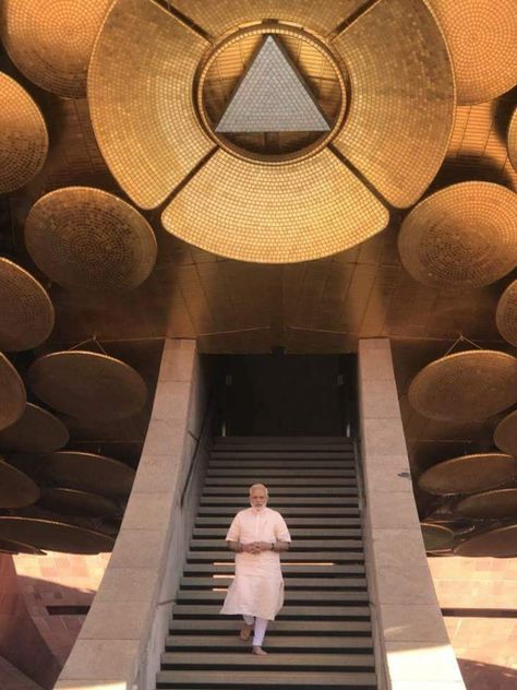 Auroville, Matrni Temple Auroville India, Spiritual Design, Community Places, India Travel Places, Architecture History, Folk Festival, Art Of Love, Pondicherry, Beautiful Sites