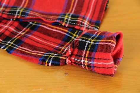 Easy, Recycled Flannel DIY Headband How-To Flannel Headband Diy, Sewing With Flannel, Flannel Scarf Diy, Plaid Headbands, Flannel Shirts With Rock Bands T- Shirts Sewen On, Hat Patterns To Sew, Diy Recycle, Cute Headbands, Elastic Hair Ties