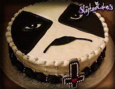 Slaytanicakes Immortal Cake Kiss Cakes, Rotting Christ, Band Kiss, Red Birthday Party, Minion Cake, Happy Birthday Celebration, Themed Birthday Cakes, Cake Roll, Edible Art