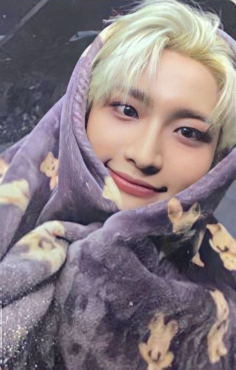 Hoodie Roblox, The Witness, Best Pc, Park Seong-hwa, Pop Photos, Kim Hongjoong, Big Love, Kpop Guys, Kpop Boy