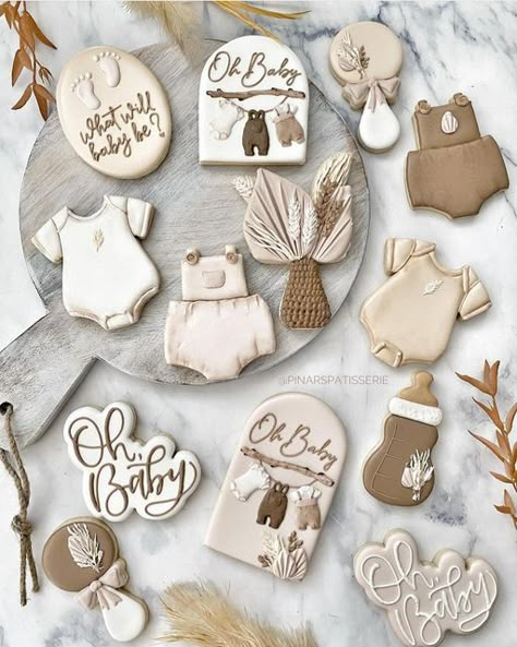 👱🏽‍♀️Amanda │ Night Owl Icing® on Instagram: "Oh, baby! Gorgeous set by Pinar @pinarspatisserie 🖤🖤🖤 My talented friend used her Short Sleeved Baby Onesie, and the Pampas Grass Vase from her Autumn Vibes class set!! . . . . . . . . . . . . . . . . #Sugarcookiesofinstagram #instacookies #customcookies #edibleart #cookiedecorating #customsugarcookies #talentedcookiers #decoratedcookies #sugarcookies #royalicingcookies #cookieartist #cookieoftheday #cookiesofinstagram #instacookie #cookiecutter Pampas Gender Reveal Decor, Gender Reveal Sage Green, Boho Baby Shower Cookies Boy, Boho Gender Reveal Cookies, Gender Reveal Ideas For Party Neutral, Pampas Baby Shower Decor, Boho Gender Reveal Cake, Gender Neutral Cookies, Boho Gender Reveal Ideas