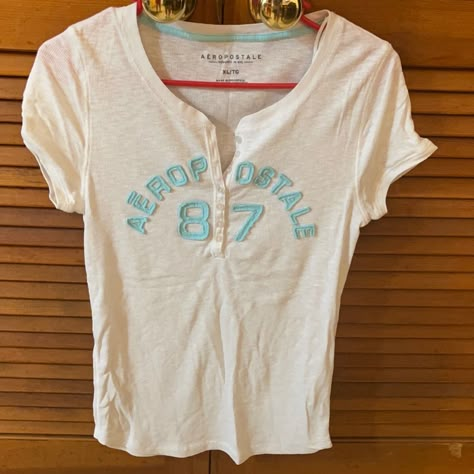 Aeropostale Shirt 2000s Shirts, Aeropostale 2000s, Poshmark Clothes, Aeropostale Outfits, Field Party, Vintage Aeropostale, Aeropostale Henley, Aeropostale Shirt, Aeropostale Hoodies