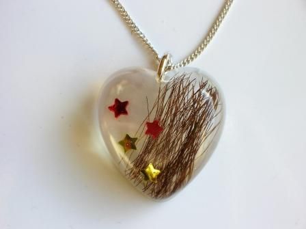 Keepsake Necklace, Hair Keepsake, Resin Ideas, Handmade Heart, Keepsake Jewelry, Memorial Jewelry, Keepsake Gift, Red And Gold, Gold Stars