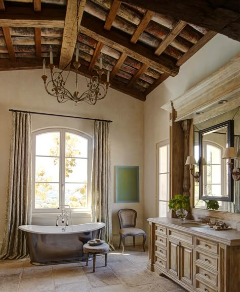 Bathroom Flooring Options, Provence Interior, Best Bathroom Flooring, French Bathroom, French Country Bathroom, French Provincial Style, Country Bathroom, Provence Style, French Decor