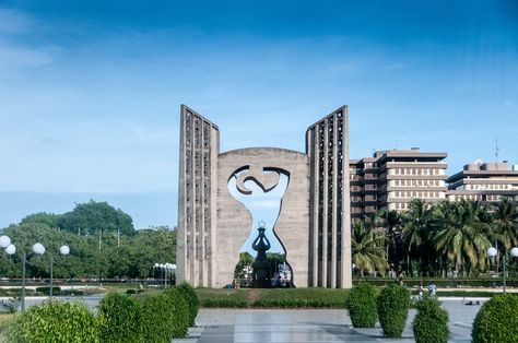 Independence Square in Lome, Togo Togo Travel, African Modernism, Togo Africa, Lome Togo, Vacay Spots, Waka Waka, Travel Africa, Countries To Visit, Pc Portable