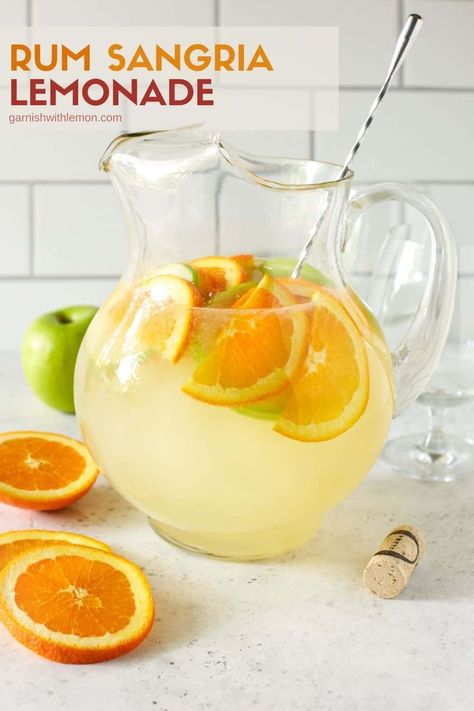 Calling all sangria lovers! This Easy Rum Lemonade Sangria makes a large batch in an hour! Perfect for summer entertaining! Rum Sangria, Rum Lemonade, Rum And Lemonade, Lemonade Cocktails, Lemonade Cocktail Recipe, Lemonade Sangria, Summer Sangria Recipes, Batch Cocktail Recipe, Best Lemonade