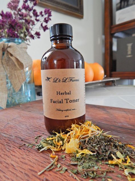 Facial Toner Recipe, Homemade Face Toner, Herbal Facial, Herbal Skin Care, Natural Toner, Herbal Teas Recipes, Organic Green Tea, Natural Facial, Herbal Infusion