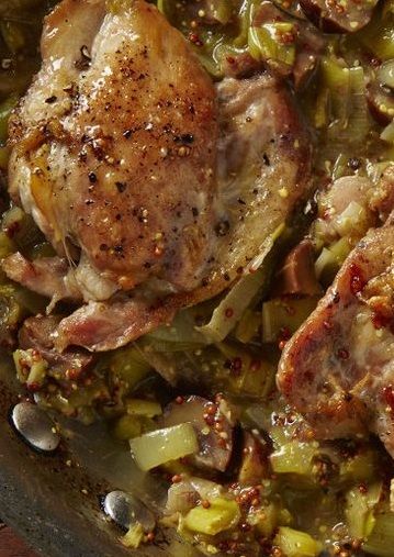 Braising Recipes, Chestnut Recipes, Braised Chicken Thighs, Mustard Recipe, Short Ribs Recipe, Dark Meat, Braised Chicken, Poultry Recipes, Chicken Thigh Recipes