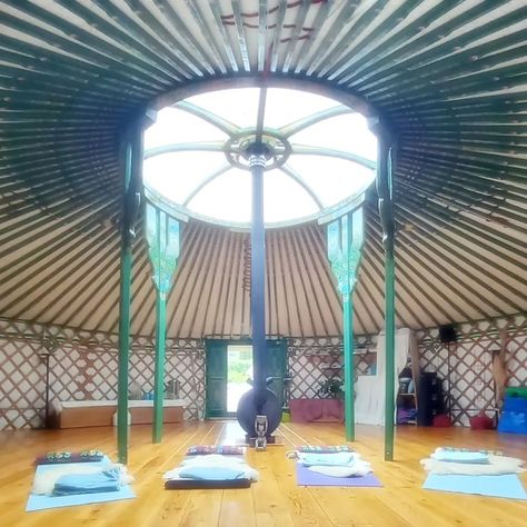 Join me again for a dreamy REIKI DRUM JOURNEY and sound healing experience in the yurt at Ritmo da Terra, Aljezur. I first fell in love with the REIKI DRUM in 2018 when I was studying for my reiki master level. It took me 2 years later to bring me and my drum into the world. I love the sensory and visual journeys I can go on. And I love sharing them, too. I record my drumming so I can take myself on a journey when I need. For my next session at Ritmo da Terra, it will be held live, alon... Reiki Master, Sound Healing, Yurt, Fell In Love, Join Me, Go On, Reiki, Hold On, In Love