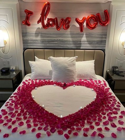 40 Beautiful Wedding First Night Bedroom Decoration Ideas Simple First Night Room Decoration, Hotel Room Decoration, First Wedding Night, Wedding Night Room Decorations, Korean Bedroom, Fake Rose Petals, Romantic Room Surprise, Romantic Room Decoration, Flower Room Decor