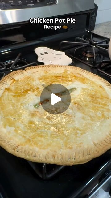 Chicken Pie Recipe Easy, Beef Pot Pie Recipe, Vacation Recipes, Egg Custard Recipes, Pot Pie Recipe Easy, Apple Cinnamon Recipes, Easy Chicken Pot Pie Recipe, Best Chicken Pot Pie, Chicken Pie Recipe