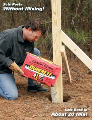 Setting Fence Posts, Fence Post Installation, Pouring Concrete Slab, Concrete Fence Posts, Wood Fence Post, Wooden Fence Posts, Concrete Posts, Privacy Fence Designs, Homestead Farm