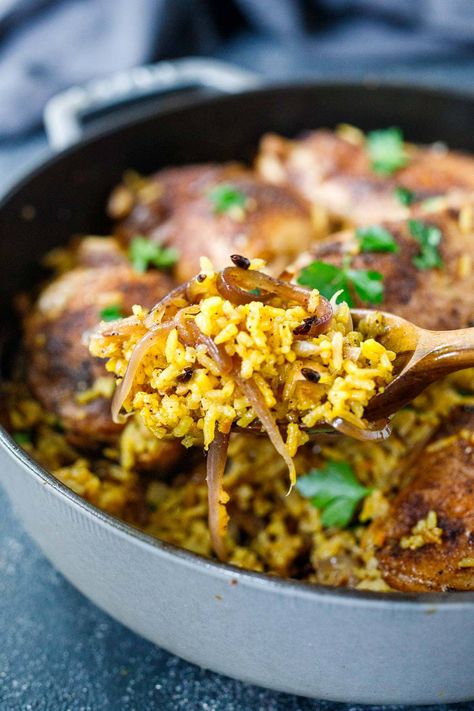 Baharat Chicken And Rice, Zaatar Chicken And Rice, Persian Chicken Stew, Turkey And Rice Recipes, Saffron Basmati Rice, Africa Dishes, Parsi Recipes, Food Iranian, How To Reheat Rice