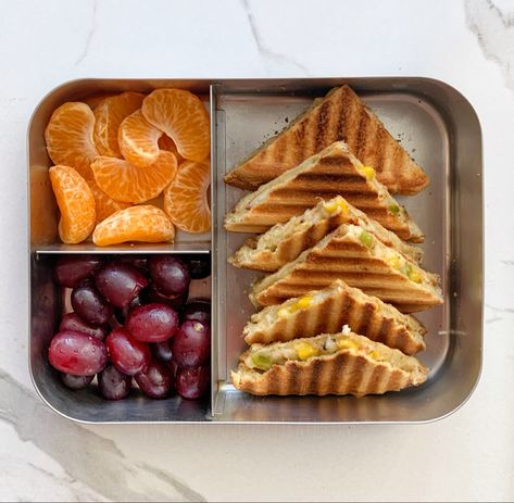 Good For School Lunches, School Food Aethstetic, Food Ideas For Lunch At School, School Food Ideas Lunch Boxes, Aesthetic Lunch Ideas For School, Ideas De Snacks Saludables, Ideas De Lunch, Lunch Ideas School, Snack For School