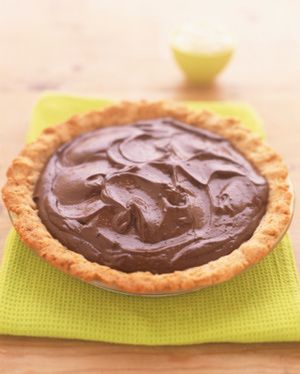 Chocolate Mousse Pie is an Elegant and Rich No Bake Dessert Recipe Milk Pie Recipe, Sweetened Condensed Milk Desserts, Recipes Using Condensed Milk, Condensed Milk Recipes Desserts, Milk Pudding Recipe, Condensed Milk Desserts, Milk Recipes Dessert, Sweetened Condensed Milk Recipes, Chocolate Mousse Pie