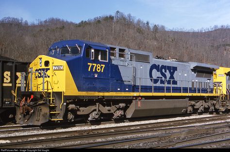 Road Pics, Csx Transportation, Csx Trains, Train Room, Norfolk Southern, Rail Road, Railroad Photography, Diesel Locomotive, General Electric