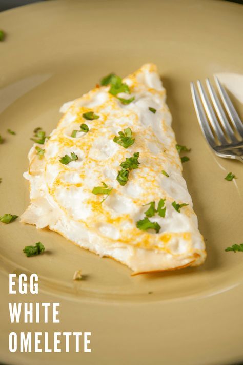 Egg White Omelette Recipe - Improv Oven Egg White Microwave Recipes, Egg Whites Omelette, Egg White Omelette Recipe, Egg White Omelette Healthy, Egg White Meals, Eggwhites Recipe, Egg White Recipes Healthy, Liquid Egg White Recipes, Egg Whites Breakfast