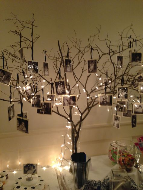 Picture Tree Wedding, Family Tree At Wedding, Photo Tree Wedding, Memorial Tree Wedding, Wedding Memory Tree, Remembrance Tree Ideas, Photo Tree Display, Remembrance Tree Wedding, Sentimental Party Ideas