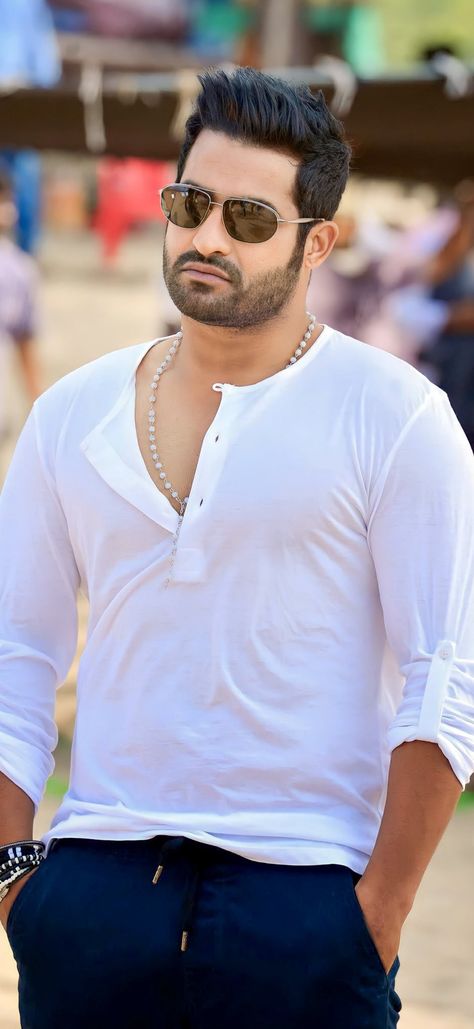 Ntr Images, Ntr Rrr Photos, Bollywood Men, New Movie Images, I Love My Body, Jr Ntr, Full Hd Pictures, Phone Lock Screen Wallpaper, Phone Lock Screen