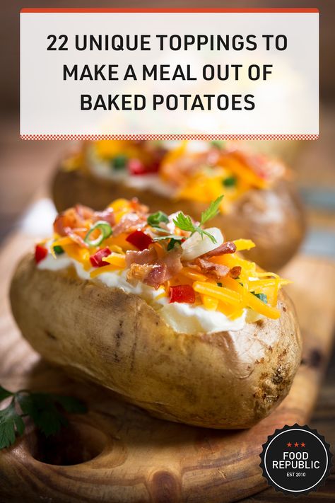 Bake Potato Meals, Lasagna Baked Potato, Baked Potato Toppers Meals, Baked Potatoes As A Meal, Baked Potato Main Dish, Baked Potato As A Meal, Baked Potatoes With Toppings, Baked Potato For Dinner, Best Baked Potato Toppings