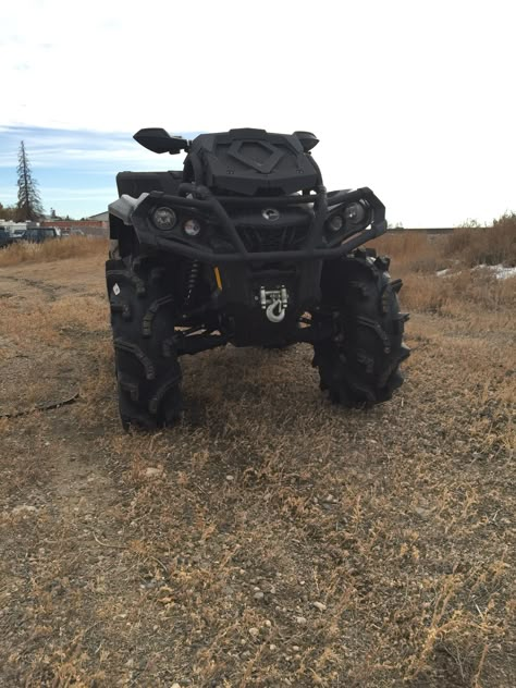 Can am xmr Canam Outlander, Best Off Road Vehicles, Atv Motor, Atv Four Wheelers, Can Am Atv, Face Gear, Four Wheeling, Cool Dirt Bikes, Four Wheeler