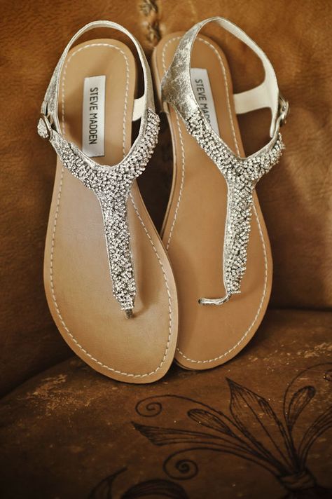 Awesome for the reception!!!! Shoes For Beach, Wedding Footwear, Barefoot Sandal, Cute Flats, Women Heels, Silver Sandals, Combat Boot, Cute Sandals, Crazy Shoes