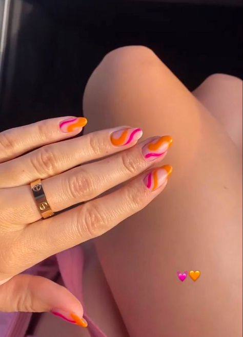 Almond Acrylic Nails Designs, Hello Nails, Cherry Nails, Grunge Nails, Glow Nails, Classy Acrylic Nails, Almond Acrylic Nails, Instagram Nails, Acrylic Nails Coffin Short