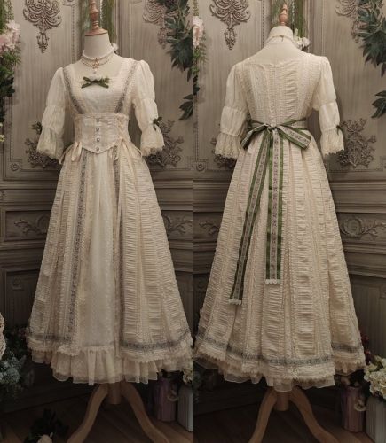 Simple Style Outfits, Old Fashion Dresses, Classic Lolita, Gown Inspiration, Anne With An E, Fantasy Dress, Sweet Lolita, Historical Dresses, Vintage Garden