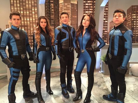 Kaz, Bree, Oliver, Skylar, and  Chase. Lab Rats Elite Force. Lab Rats Bree, Lab Rats Elite Force, Lab Rats Chase, Lab Rats Disney, Chase Davenport, Mighty Med, Med Lab, Kelli Berglund, Elite Force