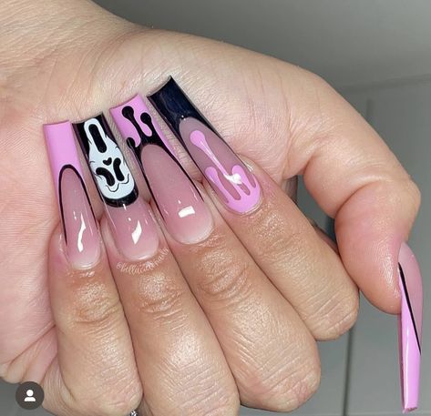 Ghostface Nails, Pink Ghostface, Horror Nails, Halloween Acrylic Nails, Long Acrylic Nail Designs, October Nails, Glow Nails, Acrylic Nails Coffin Pink, Long Square Acrylic Nails