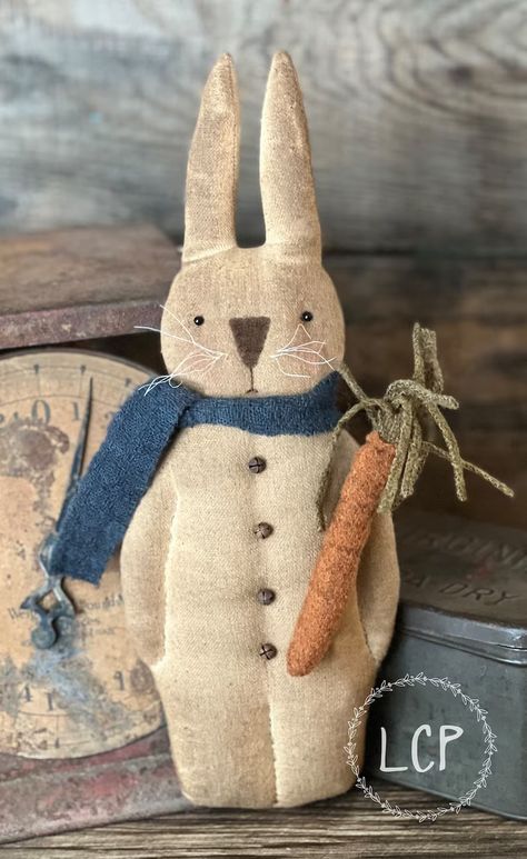 Primitive Bear Pattern, Primitive Bunny Patterns, Primitive Easter Crafts, Primitive Sewing Patterns, Primitive Bunnies, Primitive Snowmen Patterns, Easter Rabbit Decorations, Fabric Bunnies, Primitive Easter Decor