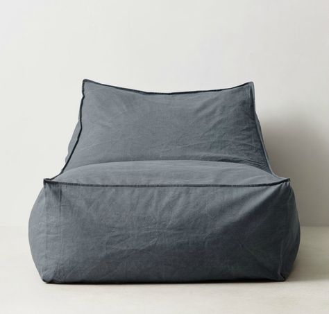 Believe It or Not: 10 Surprisingly Stylish Beanbag Chairs — Annual Guide 2017 Puff Couch, Bean Bag Living Room, Bean Bag Lounger, Adult Bean Bag Chair, Rh Teen, Big Chair, Study Furniture, Bean Bag Sofa, Bedroom Seating