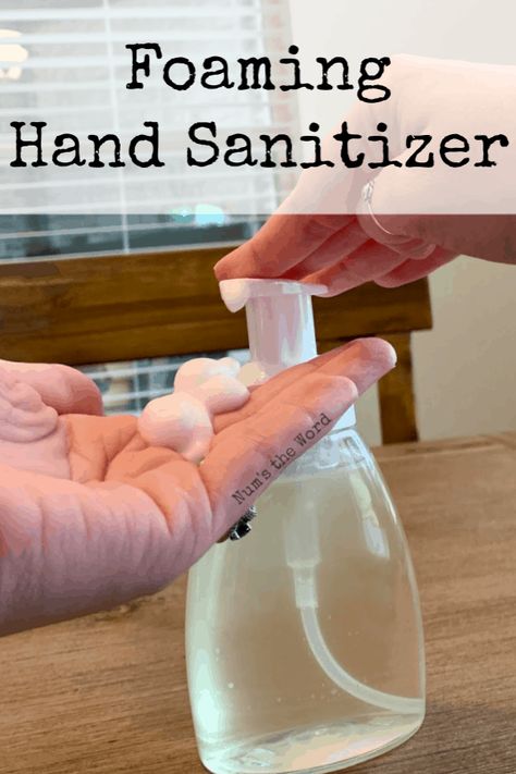 Foaming Hand Sanitizer Recipe, Diy Foaming Hand Sanitizer, Hippy Juice, Foaming Hand Sanitizer, Arm And Hammer Super Washing Soda, Homemade Baby Wipes, Washing Soda, Cleaner Recipes, Kitchen Cleaning Hacks