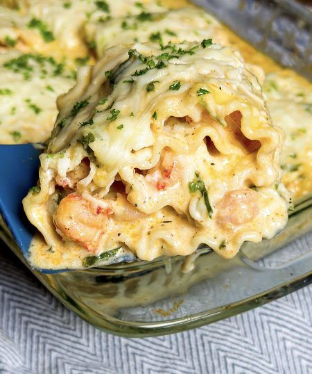 Shrimp Lasagna, Cajun Cream Sauce, Sausage Casserole Recipes, Crawfish Recipes, Cajun Crawfish, Seafood Lasagna, Lasagna Roll Ups, Lasagna Roll, Lasagna Rollups