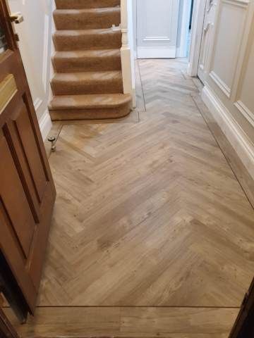 Amtico Sun Bleached Oak, Amtico Flooring Kitchen, Herringbone Vinyl Floor, Karndean Design Flooring, Amtico Spacia, Best Flooring For Kitchen, Entrance Hall Decor, Amtico Flooring, Herringbone Tile Floors