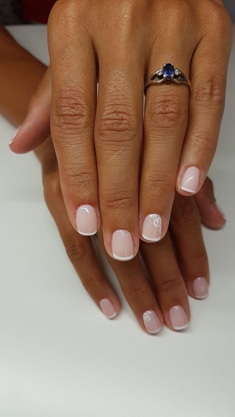 Squoval Biab Nails, Short Squoval Acrylic Nails Pink, Short American Manicure, French Manicure Short Nails, Natural Nails Manicure, Gel Toe Nails, Short Gel Nails, French Manicure Nails, Subtle Nails