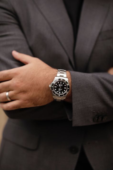 Submariner No Date Submariner No Date, Gold Outfit, Rolex Submariner, Business Casual, Rolex, Mens Outfits