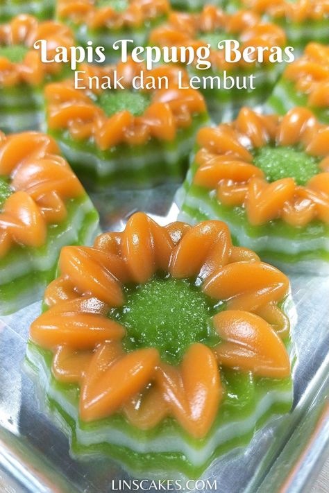 Resep jajan pasar terbaru, resep lapis tepung beras Kueh Lapis, Indonesian Desserts, Thai Desserts, Asian Dessert, Layer Cake Recipes, Creative Food Art, Thai Dessert, Traditional Cakes, Asian Desserts