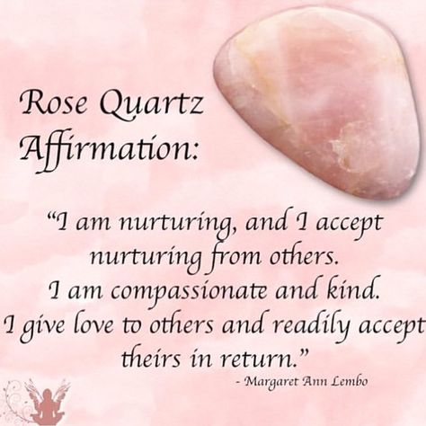 Rose Quartz Uses, How To Use Rose Quartz, Rose Quartz Affirmation, Crystal Affirmations, Spiritual Crystals, Crystal Therapy, Meditation Crystals, Crystal Healing Stones, Crystals Healing