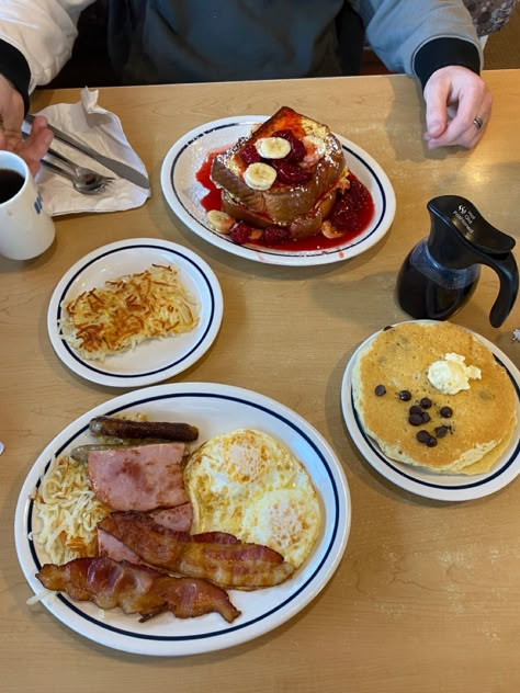 ihop portsmouth, nh Ihop Breakfast, Camera Eats First, Breakfast Platter, Breakfast Aesthetic, Portsmouth Nh, Breakfast Of Champions, Money And Happiness, Food Obsession, Portsmouth