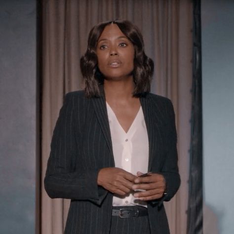 Tara Lewis Icons, Tara Lewis, Elle Greenaway, Aisha Tyler, Behavioral Analysis Unit, Behavioral Analysis, Crimal Minds, Celeb Crushes, Fbi Agent