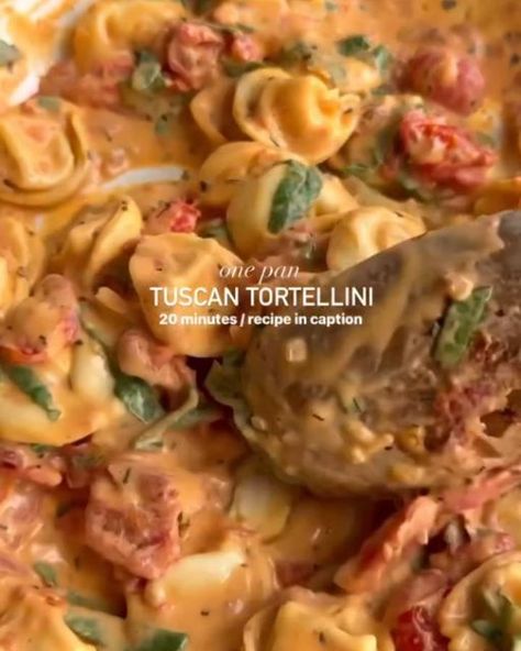 Daily Recipes on Instagram: "Which of these #recipes by @sara.haven would you love to try - 1 or 2? 😍 

1️⃣ CREAMY TUSCAN TORTELLINI
1 shallot, diced • 1.5  cups cherry tomatoes • 1/2 cup roasted red peppers • 1 tbsp. tomato paste • 1 tsp salt • 2 tsp. italian seasoning • 1/2 tsp. garlic powder 3/4 cup cream • 1/2 cup parmesan • 1-2 cups chopped spinach • 2 cups cooked cheese tortellini

optional: 1/2 tsp. red pepper flakes

1) heat 1 tbsp. olive oil in a large skillet over medium-low heat; add shallot and saute for 1-2 minutes, until softened. toss in tomatoes and cook 8-10 minutes, or until softened
2) add red peppers, tomato paste, spices and cream. stir until well incorporated 
3) add parmesan, tortellini, and spinach. let simmer for a few minutes and sprinkle with more parmesan befor Cooked Cheese, Sara Stewart, Sara Haven, Creamy Tomato Tortellini, Tomato Tortellini, Cheese Tortellini, Healthy Food Dishes, Summer Fresh, Makanan Diet