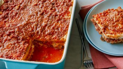 Easy Turkey Lasagna Recipe | Ina Garten | Food Network Turkey Lasagna Recipe, Turkey Lasagna, Sausage Lasagna, Lasagna Recipes, Famous Food, Ina Garten Recipes, Easy Turkey, Barefoot Contessa, No Noodle Lasagna