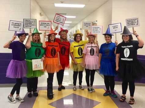 Literary Character Day, The Day the Crayons Quit, Group literary costumes Bookweek Costumes For Teachers, Literary Costumes, Book Parade, Storybook Character Costumes, Book Characters Dress Up, School Halloween Costumes, Crayon Costume, Book Character Day, Halloween Costumes For Family